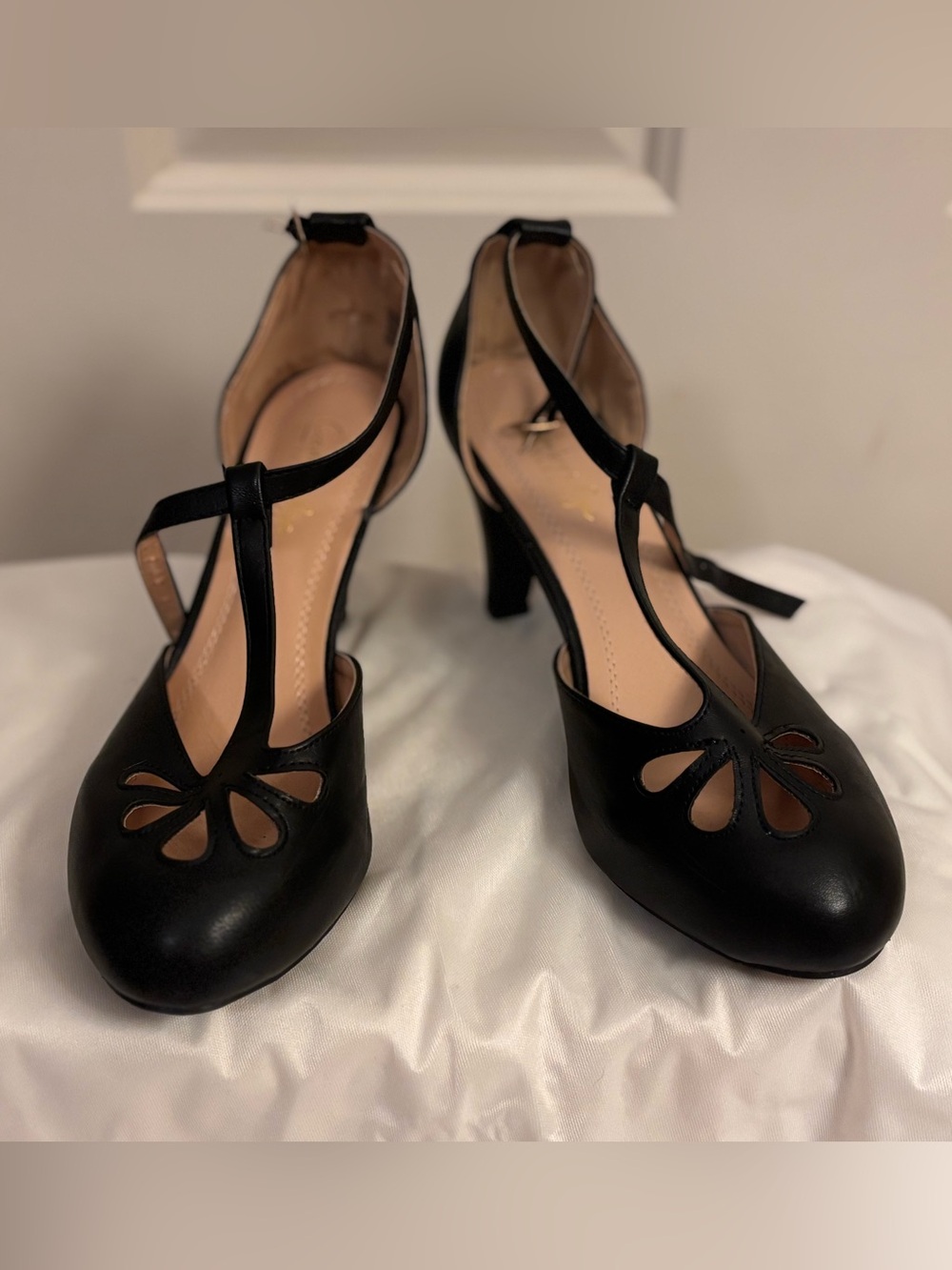 Chase + Chloe Black T-Strap Floral Cutout Heels